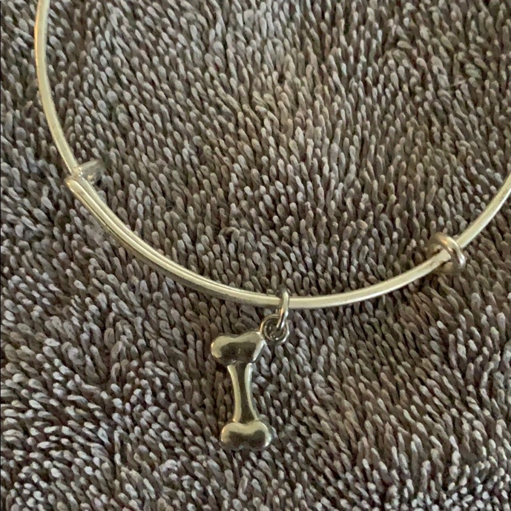Bracelets - Picture 2 of 3